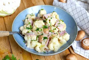 Poêlée de chou-fleur et champignons bruns au jambon à la crème de cèpes