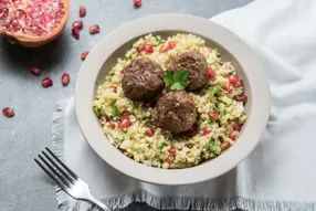 Boulettes de boeuf et taboulé à la grenade