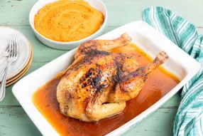 Poulet rôti réunionnais et purée de patate douce-carotte au citron vert