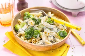 Casarecces, brocoli et sauce Alfredo crèmeuse