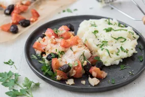 Lieu noir rôti aux tomates et aux olives de Kalamata