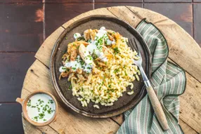 Hauts de cuisse de poulet, sauce crémeuse roquefort et endive