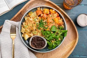 Bowl d'hiver : pommes de terre, potimarron, crumble au parmesan